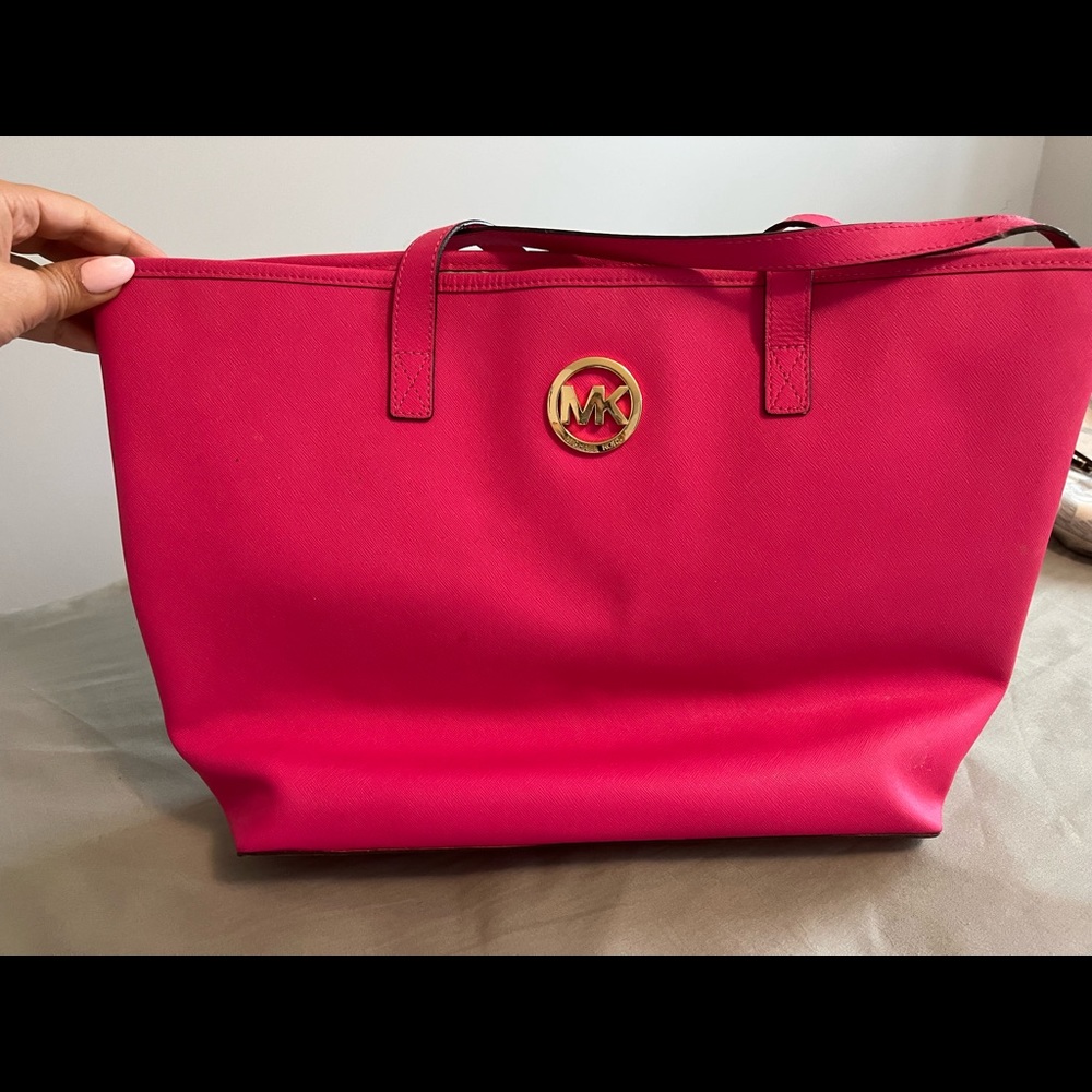 Michael Kors tote